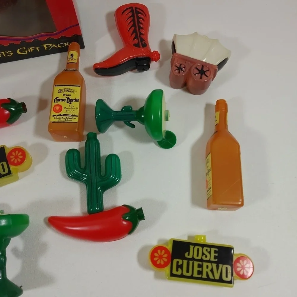 Cuervo Gold Jose Cuervo Party Lights Peppers Cactus Glass‎ Bottles Tequila